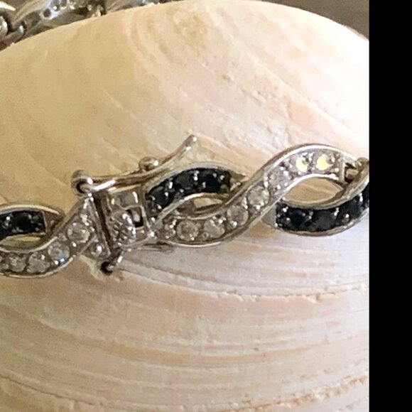 Vintage Bracelet Faux Gems Excellent Condition - Picture 2 of 12